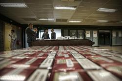 Contrabbando: fabbrica clandestina di sigarette destinate al mercato italiano smantellata in Belgio