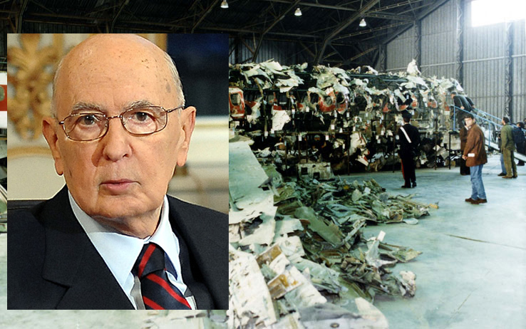 Anniversario strage di Ustica. Napolitano:"Accertare responsabilità nazionali ed estere"