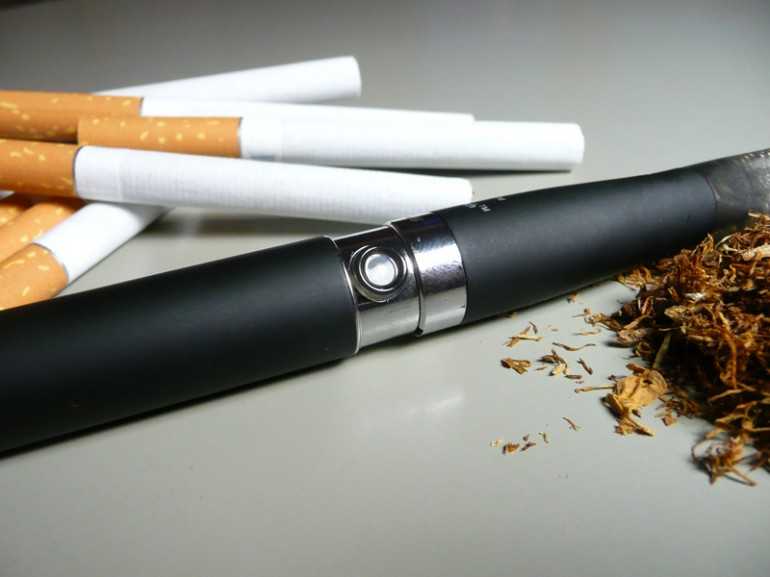 Napoli: sotto inchiesta le sigarette elettroniche, contengono sostanze cancerogene