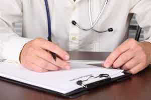 Mastectomia: "effetto Jolie", boom di richieste per rimuovere il seno