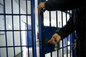 Carceri, Dozza: emergenza sovraffollamento