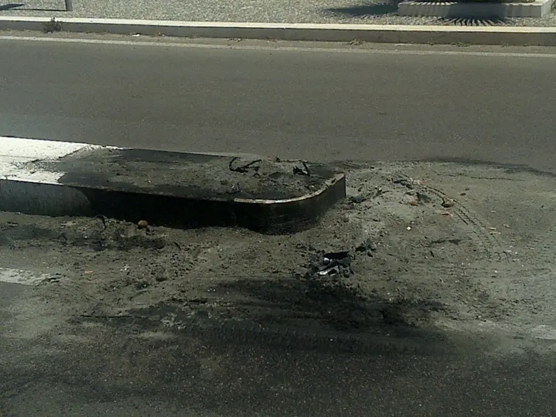 Sicurezza stradale: il pericolo occulto degli spartitraffico in viale A. Vespucci a San Cataldo (LE)