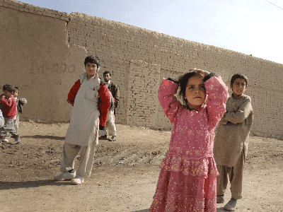 Afghanistan: almeno 8 bambini muoiono in attentato kamikaze