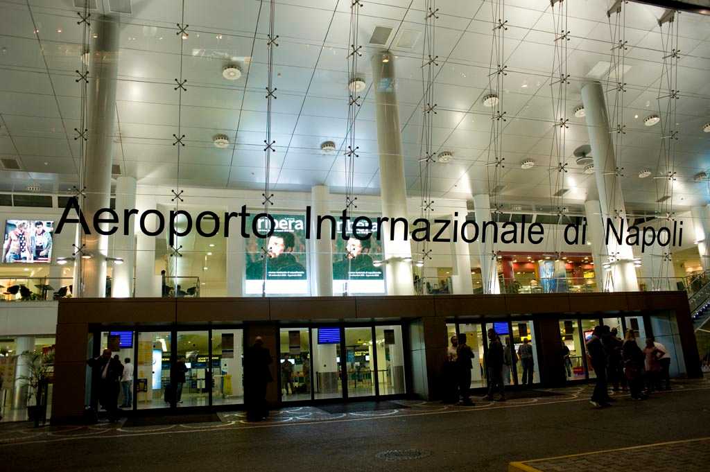 Aeroporto di Napoli in tilt, sciopero dei dipendenti Gesac