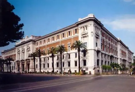 Roma, trovato militare morto al palazzo della Marina