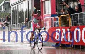Giro d'Italia 2013, Vincenzo Nibali vince la 18^ tappa [VIDEO]
