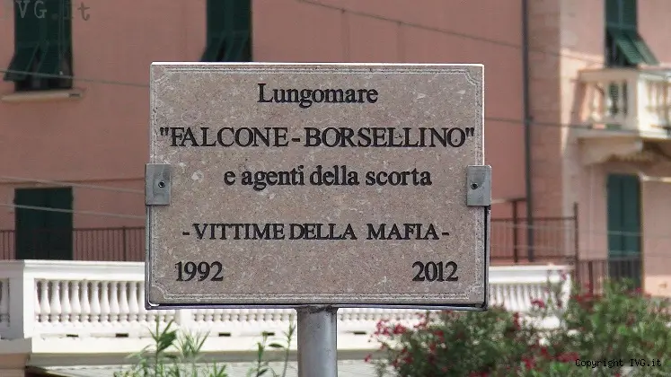 "Vita da scorta", in ricordo di chi ha dato la vita assolvendo il proprio compito con coraggio