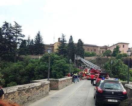 Crisi, cassintegrato si suicida gettandosi dal ponte