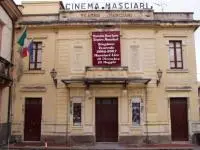 Si riunisce il comitato "Salviamo il Teatro Masciari"