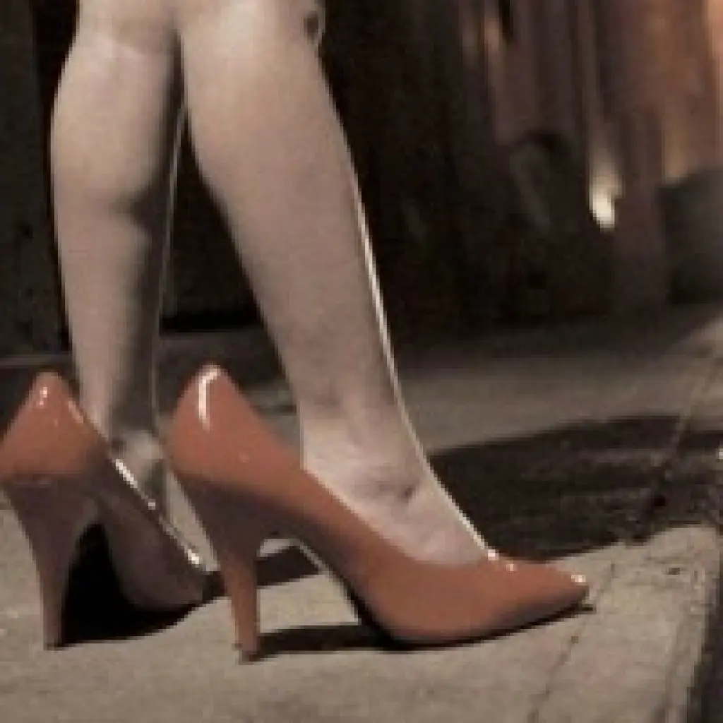 Prostituzione di una tredicenne nel teramano, coinvolti i genitori