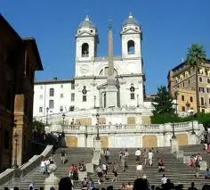 Roma: pagano 64 euro per quattro coni gelato