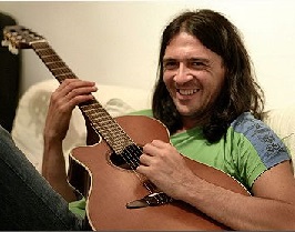 Antonio Onorato in concerto al Quisisan jazz club di Napoli