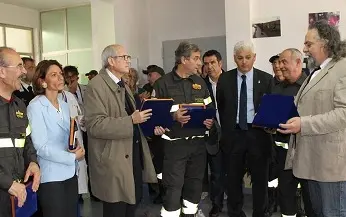 Consegna medaglia d'argento al merito civile