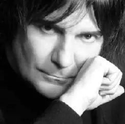 Renato Zero in concerto al Palalottomatica di Roma