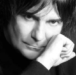 Renato Zero in concerto al Palalottomatica di Roma