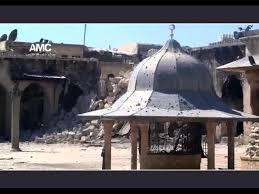 Siria, crolla il minareto della Grande Moschea di Aleppo