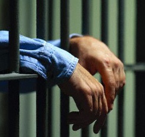 Pregiudicato si laurea in carcere con 110 e lode