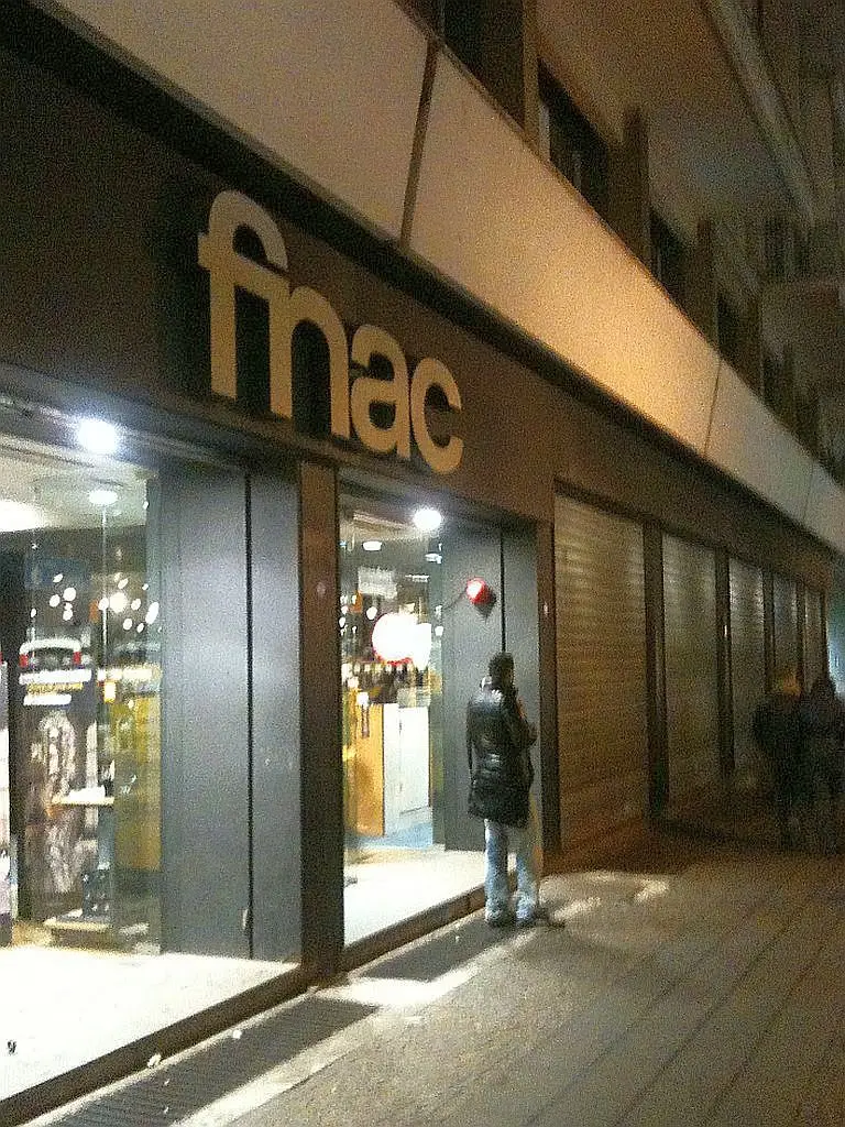 Vomero: accordo per la cessione della FNAC