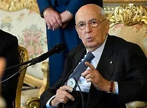 Governo: Napolitano detta consultazioni lampo