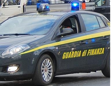 Commerciante usava stratagemma per evadere le tasse: scoperto dalla Guardia di Finanza