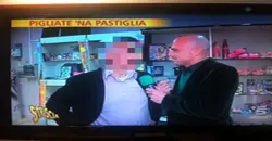 Luca Abete, inviato di Striscia, tra pillole magiche e sexy shop