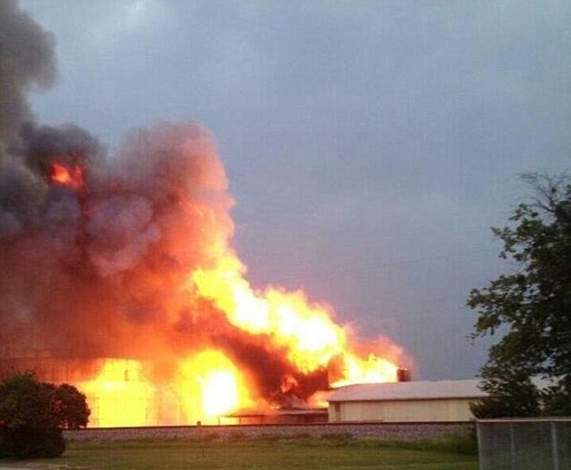 Texas, esplode impianto di fertilizzanti, sale il numero delle vittime(Video)