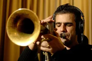 Crossroads, tutti a teatro con Paolo Fresu e la Brass Bang!