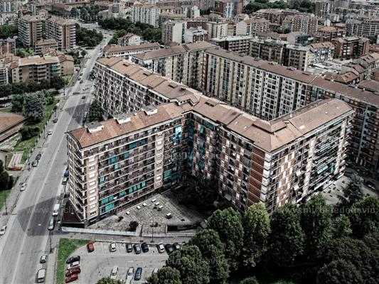 Crisi, muratore 38enne si suicida a Torino: aveva perso il lavoro