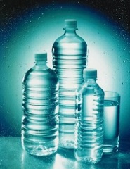 Accusa un malore dopo aver bevuto dell'acqua, indagano i NAS