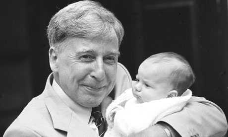 Addio a Robert Edwards, Premio Nobel per le sue ricerche sulla fecondazione in vitro