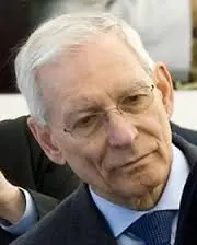 Gaffe di Onida: "Saggi inutili"