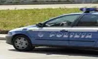 Arrestato uomo, molesta una giovane statunitense