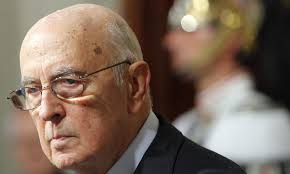 Italia in bilico, Napolitano avvia le sue consultazioni