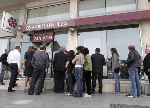 Cipro, oggi riaprono le banche. Tensioni sulle Borse Ue