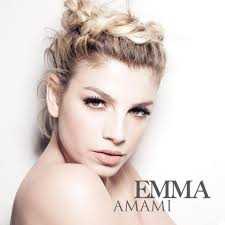 Emma Marrone canta il bisogno d'amore in "Amami"