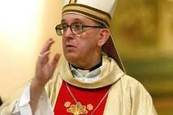 Jorge Bergoglio, l'emigrante che torna in Italia da Papa, compromesso con la dittatura argentina?