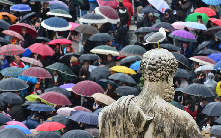 Conclave: anche la quarta votazione non conduce al nuovo pontefice