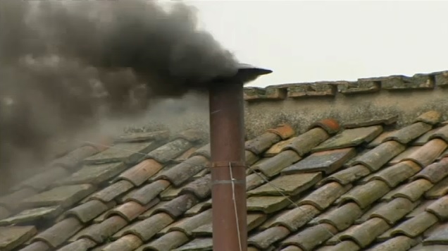 Conclave: fumata nera alla terza votazione