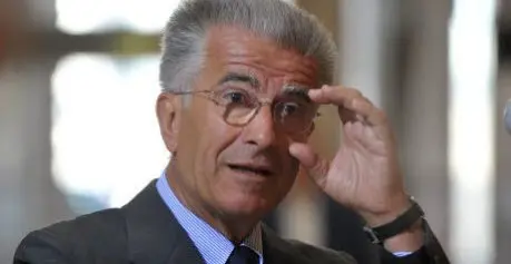 Incontro tra Pd e M5S al Senato, i grillini ribadiscono: «No alla fiducia nei confronti di Bersani»
