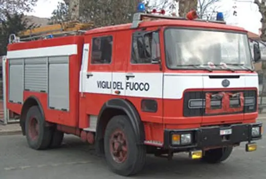 In fiamme l'ospedale di Ifo a Roma