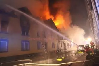 Germania: morti sette bambini ed un adulto in un incendio