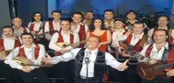 Renzo Arbore: Venerdì 19 aprile al teatro Politeama (CZ) il concerto con l'Orchestra italiana