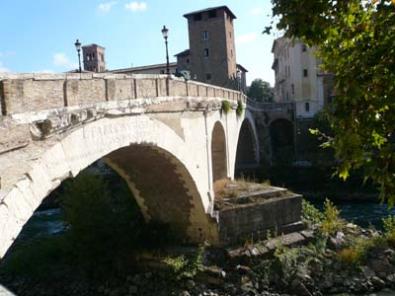 Trovato morto il fotografo dei Vip