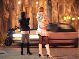 Torino, prostitute timbravano cartellino