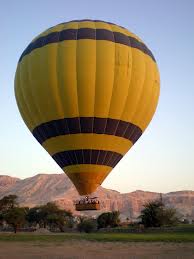 Egitto, esplode mongolfiera, morte 19 persone