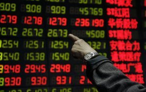 Piazza Affari: Elezioni 2013 condizionano trend e spread