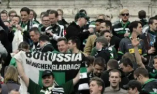 Lazio-Borussia, tre tifosi tedeschi accoltellati