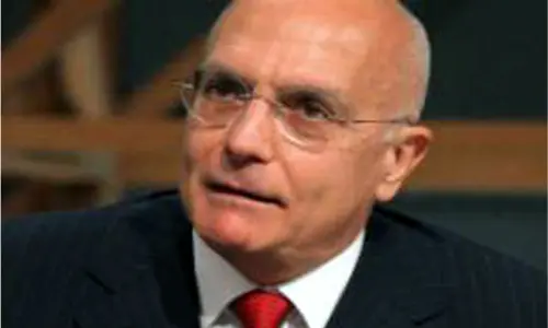 Lombardia, ipotesi firme false per la lista di Albertini