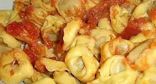 Carne equina in prodotti Buitoni: ritirati tortellini dal mercato italiano