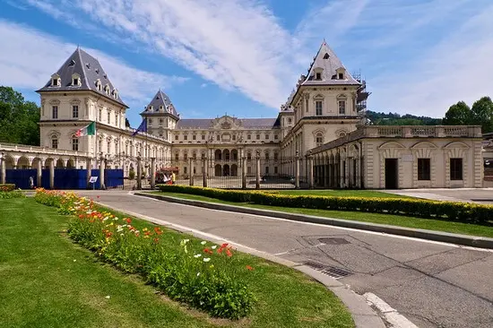 Torino, droga al Parco del Valentino: sgominata banda di pusher